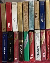 1970-1980 Dönemi Avrupa ve Amerika malı 120's uzun 18 adet birbirinden farklı kullanılmamış açılmamış dolu sigara paketleri Nadir kolleksiyonluk