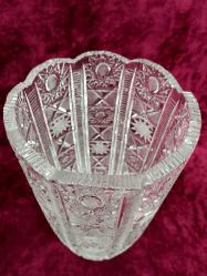 VINTAGE AVRUPA KRİSTAL VAZO , HÂLİYLE