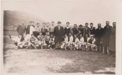 LOT.1 » Çorum Vilayetinde Futbol Maçı Sonrası İki Takımın Toplu Fotoğrafı, 1939
