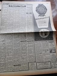 Ulus Gazetesi - 25 Mart 1959 - İşin Hazin Tarafı Yakup Kadri Karaosmanoğlu Köşe Yazısı - Din İstismarcılığı CHP Grupunda Görüşüldü - Irak Dün Bağdat Paktından Çekildi - İsmet İnönü 'yi İstanbul'da Büyük Sevgi Gösterisi - Orman Fakültesinde Boykot Devam Etti - Yurttaşlar Demokrat Parti'ye Habersiz Olarak Yazdırılıyor - Türk Hava Yolları Genel Müdürlüğü İstanbul'a Taşınıyor - Kuklalar Yazan Oktay Verel Yazı Dizisi - Tarihte Bugün Evliya Çelebi'nin Doğumu - Din Ve Partiler Yazan Hıfzırrahman Raşit Öymen - Irak İle Birleşik Arap Cumhuriyeti Münasebetleri İncelenecek - Siyasal Bilgiler Fakültesi Fikir Kulübü Faik Ahmet Barutçu Yazı Müsabakası Tertipledi - Küba'da 9 Kişi Kurşuna Dizildi - Kıbrıslı Türk Ve Rumlara Tazminat - Başkentte 24 Saat - Memetle Memet Yazan Ve Çizen Tonguç Yaşar - Baykara Çizgi Roman Tutsak - Sağına Skandalı Büyük Tepki Yarattı - Galatasaray Karagümrük Bugün Karşılaşıyor -  Genç Milli Takımımız Romanya İle Oynuyor - Basketbol Milli Takımımız Dün Polonyaya Gitti