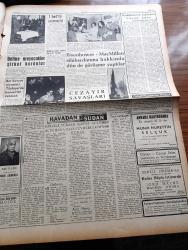 Ulus Gazetesi - 22 Mart 1959 - İsmet İnönü İrtica Yoktur Deyip Beklemek Doğru Olmaz Dedi - Gizli Bir Tarikat Yuvası Basıldı - Polis Kuranı Kabul Etmeyen 70 Bahai'yi Ayin Yaparken Yakaladı - Bizde Partisi Ahlakı Yazan Yakup Kadri Karaosmanoğlu Köşe Yazısı - Polis Takma Sakallı Bir Hırsızı Arıyor - Tarihte Bugün Ressam Van Dyck'in Doğumu - Kuklalar Yazan Oktay Verel Yazı Dizisi - Musiki Dünyası Scheck Kuarteti - Riyaseticumhur Senfoni Orkestrası - Tamek Konserveleri - Define Arayacaklar Şirket Kurdular - Bir Sovyet Piyanisti Emil Gilels Türkiye'de Konserler Verecek - Cezayir Savaşları - Burdur'da Muhtar Seçimini Yine CHP Kazandı - Eisenhower MacMillan Silahsızlanma Hakkında Dün De Görüşme Yaptılar - Baykara Tutsak Çizgi Roman - Şekerhilal Karşısında Beşiktaş'ın Dün Sadece Adı Vardı - Galatasaray 1 Karşıyaka 0 - Altay 1 İstanbulspor 0 - Genç Milli Takım Yeşildirek'i 1 0 Yendi - Piyale Makarnası - Çankaya Koleji - İhtiras Kurbanları Filmi Park Sus Sinemasında - Vahi Öz