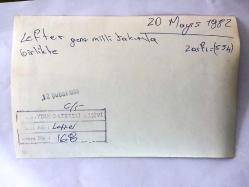 FENERBAHÇE'NİN EFSANESİ ORDİNARYUS LEFTER KÜÇÜKANDONYADİS'İN ORİJİNAL 3'LÜ FOTOĞRAF SETİ, 18 x 12 cm EBADINDA - SİYAH & BEYAZ -LEFTER, GENÇ MİLLİ FUTBOLCULARLA BİRLİKTE UÇAKTA SEYAHAT EDERKEN ÇEKİLMİŞ 3 FOTOĞRAF, 20 MAYIS 1982