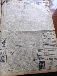 Cumhuriyet Gazetesi - 26 Kasım 1958 - Neye Benzer Yazan Nadir Nadi Köşe Yazısı - İsmet İnönü Adnan Menderes'in Trakya Konuşmasına Dün Cevap Verdi - Cumhuriyetçi Millet Partisi Milletvekili Fazıl Yalçın CHP'ye Geçti - Edirne'nin Kurtuluş Bayramı Töreninde Selimiye Camii Önünden Geçen Tank Fotoğraf - Fesat Çıkartmak Suçundan Sanık 8 Subay Beraat Etti - Muhbir Samet Kuşçu İki Yıl Hapse Mahkum Oldu - Üniversite Kömür Parası Bulamıyor - Yılbaşına Kadar 1520 İşçi İşsiz Kalacak - Şapka Devriminin 33. Yıldönümü - Üniversite Kömür Parası Bulamıyor - Doktor Jivago Yazan Boris Pasternak Yazı Dizisi - Ne Ekersen Yazan Ömer Sakıp Yazı Dizisi - Hamamlar Kontrol Ediliyor - Profesör Nümbüs'ün Maceraları Çizgi Roman - Bir Türk Halısı Amerika'da 250 Bin Dolara Satışa Çıkarıldı - Öğrenci Bursları 225 Liraya Çıkarılıyor - Lüküs Hayat Şen Ses Tiyatrosunda - Ekrem Reşid Rey -  İstanbul Ankara Radyosu Programı - Dünyanın Alâkadar Olduğu Maç Real Madrid Beşiktaş -  Aksel Çamaşırları Makineleri -Mehmet Ali Has