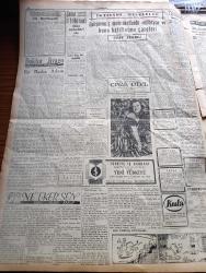 Cumhuriyet Gazetesi - 15 Kasım 1958 - İş Gücü Yazan Nadir Nadi Köşe Yazısı - Samed Ağaoğlu'nun İstifası Dün Mecliste Açıklandı - İstanbul'un Her Tarafında Kıyafet Kanuna Aykırı Giyinenler - Ecvet Güresin Köşe Yazısı - Kıbrıs'ta EOKA'nın Katlettiği Türkler - Isparta Dinar Şakileri Yakalandı - Otobüs Ve Tünele Yüzde Elli Zam Yapılıyor - Ata'nın Ölüm Yıldönümü Pulu Nasıl Hazırlandı - Doktor Jivago Yazan Boris Pasternak Yazı Dizisi - Ne Ekersen Yazan Ömer Sakıp Yazı Dizisi - Profesör Nümbüs'ün Maceraları - Yahya Kemal İle Sohbetler Nasıl Şiir Yazardı Yazan Sermet Sami Uysal - Ruhi Bahisler - Judo'nun Esrarı - A ve B Milli Takımlar İlan Edildi - Real Madrid'e Karşı Oyunundan Dolayı Beşiktaş'a Tebrik Yağıyor - Dolmabahçe'de Galatasaray Adalet Bugün Oynuyorlar - Faun Benzin Ve Dizel Kamyonları - Puro Tuvalet Sabunu - Piyale Makarnası - Parker Quink Mürekkep - Türkiye Şeker Fabrikaları Güreş Şampiyonası Bitti - Bugünkü Basketbol Lig Maçları