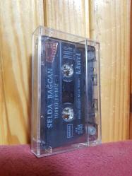 SELDA BAĞCAN / MOĞOLLAR - 1971 Türkülerimiz 1 - 1997 Türkiye Basım Kaset Albüm