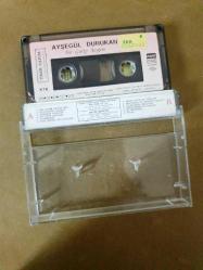 AYŞEGÜL DURUKAN - BİR GARİP AŞIĞIM BEN - KASET*