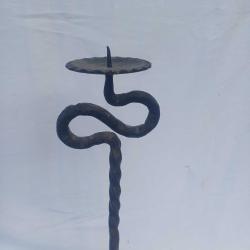 Ferforje Demir  Mumluk, Ayaklı