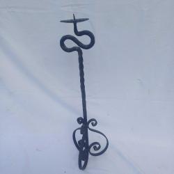 Ferforje Demir  Mumluk, Ayaklı