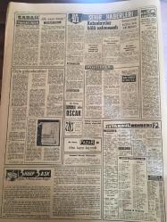 YENİ SABAH GAZETESİ 9 NİSAN 1962 YIL :24 SAYI :8288--Yeni Gelir Vergisi Esasları Açıklandı --Sancar :22 Şubat için af başka konu ile bir olmaz --İCA Keban Barajı için 300 bin dolar verdi --Anayasa Mahkemesi Tasarısı Bugün Meclis te ---Eşine yardımdan suçlu E.Karataş beraat etti ---Koalisyon  tehlikede --Mesuliyet artık idari makamlarda --İş bulalım derken  tevkif edildiler --Altmış sünnetçinin ikisi öldü ,altısı tevkif edildi ---Fransa da referandum  hadiseli geçti ---Yeni Suriye kabinesinde asker  bakan bulunmayacak ---Altı yeni vergi : Siyavuşgil --Tiyatrolar ,Radyo Programları ---Dış Olaylar : Avrupa iktisadi komisyonu başkanı Washington da ---Karşıyaka ,Galatasaray a yine şans tanımadı --İzmirspor  Yeşildirek karşısında mağlup --Baraj mücadelesinde Demirspor yine galip ---A.Ordu :2 I.Spor :1--Sürpriz :A.Gücü Feriköy 2-0 yendi ---Fiorentina ,Lecco ya dün 3-2 mağlup oldu --İnönü ,Sunay ile 45 dakika konuştu --