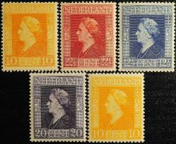 1944 HOLLANDA KURTULUŞ x5 DAMGASIZ PUL