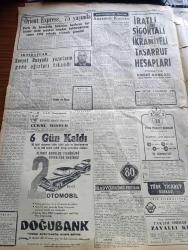Cumhuriyet Gazetesi - 25 Eylül 1958 - İsmet İnönü'nün Başbakan Adnan Menderes'in Son Nutkuna Dün Verdiği Cevap - İsmet İnönü 75 Yaşında - Başbakan Adnan Menderes Denizli'de Kısa Bir Konuşma Yaptı - Osman Bölükbaşı Adnan Menderes'in Bu Fitne Bitsin Sözüne Cevap Verdi - Fatin Rüştü Zorlu Dün Birleşmiş Milletler'de Konuştu - Profesör Gabriel İmara Ait Tetkiklerini Anlattı - 150 Milyon Dolarlık Kotanın İlanı Piyasada İyi Karşılandı - Göç Yazan Necip Alsan Yazı Dizisi - Osmanlı Donanmasının Tarihinde Karanlık Sayfalar Yazan Cemalettin Saraçoğlu Yazı Dizisi - Meslek İçinde Yetişme Yazan Fakir Baykurt Yazı Dizisi - Formoza Boğazında Büyük Hava Harbi - Amerika'da Basın Hürriyeti İçin Bir Pul Çıkardı - Profesör Nümbüs'ün Maceraları Çizgi Roman - Orient Express 75 Yaşında - Anasının Kuzusu Chicago polis Şeflerinden John Flanagan Anlatıyor Yazı Dizisi - Papa Eftim Yunanlıları Tel'in Etti - Kasımpaşa Vedaya Mağlup Olmadı - İstanbulspor Beyoğluspor Maçı - Tozkoparan Kupası Ok Müsabakaları Yapıldı