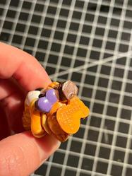 Vintage Eski Ferrero Kinder Sürpriz Oyuncağı - Aslan - 1993