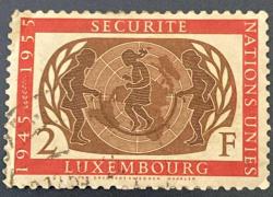 Lüksemburg Pulu - Luxembourg stamp - Mektup Zarfından Kesilmiş / Postadan Geçmiş Pul Filateli - İP ATLAYAN ÇOCUKLAR TEMALI PUL, 2 PARA - YABANCI PULLAR, NOSTALJİK DOĞUM GÜNÜ HEDİYESİ
