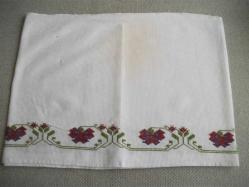 ETAMİN ÜZERİNE KANAVİÇE İŞLEMELİ - ŞARK KÖŞESİ YASTIK ÖRTÜSÜ - 38X200 CM