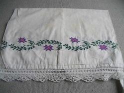 KANAVİÇE İŞLEMELİ - TEK KİŞİLİK YASTIK