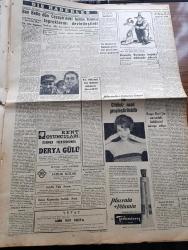 Cumhuriyet Gazetesi - 3 Ekim 1963 - Yeni Türkiye Partililer Hıfzı Oğuz Bekata'yı İtham Ettiler - Sağlık Bakanı Yusuf Azizoğlu Hıfzı Oğuz Bekata'ya Cevap Verdi - Bekata Olayı Yazan Ecvet Güresin - İsmet İnönü Bakanlıklara Genelge Gönderdi - Atatürk'ün En Yakın Silah Arkadaşlarından General Refet Bele Vefat Etti - Hü Dost Yazı Ve Fotoğraflar Fikret Otyam Yazı Dizisi - İlhan Selçuk Köşe Yazısı - Şanlı Kadırgalar Yazan Feridun Fazıl Tülbentçi Yazı Dizisi - Parisli Gözde Çeviren Hatice Vildan Yazı Dizisi - Kennedy Rusya'ya Buğday Satışına Müsaade Edecek - Toto Karaca İle Celal Sururi Zır Delilerde - Esin Eden Dormen Tiyatrosunda - Tülin Oral Abdurrahman Palay Saim Alpago Lale Oraloğlu Ve Ihsan Yüce Dr. Freud Ve Hastası Piyesinde Fotoğraf - Kupe Ve Kabriyole Otomobiller Büyük Rağbet Görüyor - Beşiktaş'ı 3 0 Mağlup Eden Galatasaray Atatürk Kupasında Finale Kaldı - Metin Oktay  Dünyaya Gelsem Tekrar Futbolcu Olur Tekrar Galatasaray'da Oynarım - 4. Akdeniz Oyunları Ve Düşünceler - Burhan Felek