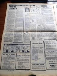 Cumhuriyet Gazetesi - 27 Mart 1968 - Sıra Cihada Geliyor Yazan Ecvet Güresin Köşe Yazısı - Devrimlere Karşı Kampanya Açılmıştır - Şale'deki Törenin Protokolünü Süleyman Demirel Değiştirdi - Yakalanan Nurcular Cihad Başladı Diye Bağırdılar - Kadınların Örtülü Ve Uzun Etekle Dolaşmaları İsteniyor - Türk Bulgar Ortak Bildirisi Yayınlandı - Başbakan Adnan Menderes Varlar Tablosunu Çizeceğiz Dedi- Türk'lük İslamcılık Yazan İlhan Arsel - Morrison Vietnam'da Yazan İlhan Selçuk - Vietnam Politikasını Destekleyen Amerikalıların Oranı % 20 Azaldı - İkinci Adam 1950 Ve Sonrası Yazan Şevket Süreyya Aydemir Yazı Dizisi - Dişi Bond Çizgi Roman - Tiffany Jones Çizgi Roman - Üçü De Erkekti Kadın Oldular Payvonda Yakaladılar - Devlet Bakanı Kamil Ocak Dün Spor Tesisleri Konusunda Konuştular - Anadolu Hisarı Spor Akademisinin Temeli Bugün Atılıyor - Boksör Cemal Kamacı Ceza Heyetine Veriliyor - Tophane Tayfun 16 Yıl Sonra Amacına Erişti Şampiyon Oldu