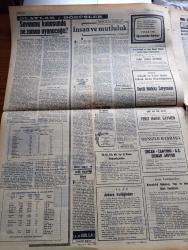 Cumhuriyet Gazetesi - 3 Ağustos 1967 - Çetin Altan'la İlgili Karar İptal Edildi - Anayasa Mahkemesi Karma Komisyon'un Kuruluşunu Anayasa Ve İçtüzüğe Aykırı Buldu - 1 Numaralı Zenci Lider Carmichael Johnson'un Katlinin İstedi - Teknik Üniversite Rektörü Bedri Karafakioğlu - CHP Genel Sekreteri Bülent Ecevit Devlet Bakanı Hüsamettin Atabeyli'ye Cevap Verdi- Pülümür Depreminin Işığa Çıkardığı Acı Gerçekler Yazan Mücahit Beşer Yazı Dizisi - Mıdır Yemen'de Barış Teklif Etti - Burhan Felek Köşe Yazısı - Bir Yudum Çay İçin Yazan Yılmaz Çetiner Yazı Dizisi - Dişi Bond Çizgi Roman - Garth Çizgi Roman - Tiffany Jones Çizgi Roman - Malkoçoğlu Konu Ve Resim Ayhan Başoğlu - Kıbrıs Çıkmazı Ve Mücahitler Yazan Sait Arif Terzioğlu Yazı Dizisi - Pirelli - Süleyman Demirel Spora Eğildi - Amerika'nın Dallas Takımı Türkiye'de Maç Yapmak İstiyor - Fenerbahçe Cuma Günü Dinamo İle Karşılaşıyor - Sivasspor Nihayet Gerçek Yerini Buldu