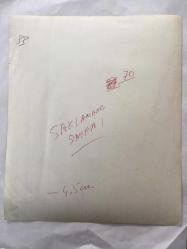 YEŞİLÇAM'IN YILDIZI FATMA GİRİK'İN YEĞENİ MEZİYET NAKKAŞ'LA BİRLİKTE ORİJİNAL BÜYÜK BOY 3'LÜ FOTOĞRAF SETİ - FATMA GİRİK ÇEKİM ÖNCESİ YEĞENİ MEZİYET NAKKAŞ'IN PERUĞUNU TAKARKEN, 3 ADET FOTOĞRAF  - 24 x 18 cm EBADINDA - 1970'LER