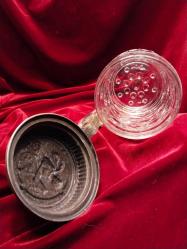 TANKART OLDUKÇA YAŞLI İŞLEMELİ ZİNN KAPAKLI KUSURSUZ CAM TANKART.BU ÇEŞİT TANKART BULMAK ÇOK ZORDUR 419