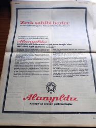 Cumhuriyet Gazetesi - 17 Eylül 1967 - Günün Notları Yazan Ecvet Güresin Köşe Yazısı - Ticaret Bakanı Ahmet Türkel'e Göre Zeytinyağı Skandalı İhracatımızı Etkilemedi - İhraç Edilen Yağlar Kontrolden Geçecek - Romanya Türkleri Süleyman Demirel'e Tezahürat Yaptılar - Vatani Görev Yazan Fikret Otyam - Bülent Ecevit İrticaın Başı Başbakan Süleyman Demirel'dir - Aylak Musa Karikatür - İlhan Selçuk Köşe Yazısı - Burhan Felek Köşe Yazısı - Mao Kendi Mezarını Hazırlıyor - Dişi Bond Çizgi Roman - Garth Çizgi Roman - Tiffany Jones Çizgi Roman - Fındık Tefecileri Yazan Yılmaz Çetiner Yazı Dizisi - Fenerbahçe Vefa'ya Takıldı 1 1 - İsmail Akçay Maratonda İkinci Oldu - Beşiktaş Viyana'ya Gitti - Milli Bisikletçimiz Rıfat Çalışkan Dün Yurda Döndü - Cinsiyet Testinde Kadınlık Ölçülerine Uymayan Bir Şampiyon Diskalifiye Edildi - Balkan Masa Tenisi Şampiyonası 1967 - Akdeniz Oyunlarında Son Madalya Durumu - Basketbolda Yunanistan'ı 87 84 Yendik