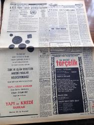 Cumhuriyet Gazetesi - 18 Eylül 1967 - Sivas Kayserispor Maçında Büyük Arbede Kırk Ölü Üçyüz Yaralı Var - Süleyman Demirel Romen Kalkınmasını Beğendi - Nazmiye Demirel'in Berberi Nuh Akgün - İsmet İnönü Sosyal Meseleleri Ortanın Solundaki Cesur CHP Halleder - Trafik Müdürü Münir Daldal Belediye İle İhtilafa Düşüldüğünü Açıkladı - Süleyman Demirel Rusya Gezisini Bir Gün Erteledi - Aylak Musa Karikatür - Romanya Ve Biz Yazan İlhan Selçuk - ABD Füze Savar Perdesi Kuruyor - Haftanın Panaroması Yazan Mehmet Barlas - Vatandaş Türkçe Konuş Yazan Burhan Felek - 6 Günlük Savaş İsrail Muhabirimiz İzak Avidor Yazıyor - Dişi Bond Çizgi Roman - Garth Çizgi Roman - Tiffany Jones Çizgi Roman - Alev Alev Çeviren Vahdet Gültekin Yazı Dizisi - Haftanın Sosyal Olayları -60 Kişilik Ünlü Kafkas Dağıstan Halk Oyunları Lezginka Balesi İstanbul'da - İstanbul Tiyatrosu Mevsimi Açtı - Toto Karaca - Galatasaray Feriköy'e 3  1 Mağlup - Beşiktaş'a Viyana'da Antreman Yapmak İçin Saha Verilmedi - Amatör Milli Takım