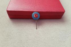 İSTANBUL 2.ENTERNASYONAL FUTBOL HAKEM KURSU 1961 .ROZETİ - MADALYA NADİR MODEL   C765