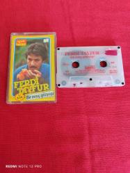 FERDİ TAYFUR BİR AVUÇ GÖZYAŞI UZELLİ