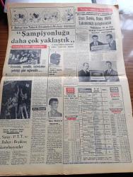 Cumhuriyet Gazetesi - 5 Mart 1968 - Başkan Nasır İsrail Savaşını Anlattı - Tarihi Eser Bulanlara Değerinin Yüzde 25 50 si Oranında İkramiye Var - İsmet İnönü Aşırı Akımın Daima Karşısındayız - Başbakan Süleyman Demirel Gericiliğin Başlıca Teşvikçisidir - Ulaştırma Bakanı Sadettin Bilgiç Devlet Demiryolları Yolları Zarardan Kurtulamaz - İlhan Selçuk Köşe Yazısı - Komünist Partiler Görüşlerini Budapeşte Açıklıyor - İkinci Adam 1950 ve Sonrası Yazan Şevket Süreyya Aydemir Yazı Dizisi - Dişi Bond Çizgi Roman - Garth Çizgi Roman - Tiffany Jones Çizgi Roman - Soul Müziği - Fenerbahçe'nin Teknik Direktörü Molnar Memnun Şampiyonluğa Daha Çok Yaklaştık - Sten Suvio Boks Milli Takımımızı Çalıştıracak - Yılmaz Şen Ben Metin Oktay'a Taparım - Türkiye Basketbol Kupası İstanbul Grubu Yarı Finali - Spor Toto Tahminleri