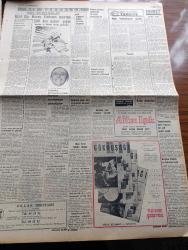 Cumhuriyet Gazetesi - 15 Şubat 1965 - Günün Notları Yazan Ecvet Güresin Köşe Yazısı - Adalet Partisi Genel İdare Kurulu Toplantı Yaptı - Cemal Gürsel 4'lü Koalisyon İstiyor - Adalet Partisi Görev Verilirse Hükümeti Kuracak -  İsmet İnönü Briç Oynadı Ve Kaybetti -  Ekrem Alican'ın İsmet İnönü'nün Düşürülmesinden Önce Yaptığı Konuşma - İlhan Selçuk Köşe Yazısı - Bozkırdaki Çekirdek Yazan Kemal Tahir Yazı Dizisi - Kızıl Çin Kuzey Vietnam Sınırına 200 Bin Asker Yığdı - Kiliseyle Franco Rejimi Arasında Mücadele Şiddetlendi - Rockefeller Tesisi Ankara Üniversitesine 2.250.000 Lira Bağışladı - İngiltere Kraliçesinin Sırlarını Bilen Tek Kadın Bobo - Malkoçoğlu Konu Ve Resim Ayhan Başoğlu - Sophia Loren'in Oynadığı Lady L Filmi Bitmek Üzere - Hülya Koçyiğit Sadri Alışık'la Yeni Bir Filmde Rol Alıyor Fotoğraf - James Bond Çizgi Roman - Georges Zautner - Ve Şans Galatasaray'a Güldü Beşiktaş'ı Yendi - Hakkı Yeten Kongreyi Açık Farkla Kazandı - Spor Toto Tahminleri - Yazık Oldu Beşiktaş'a
