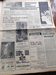 Cumhuriyet Gazetesi - 15 Şubat 1965 - Günün Notları Yazan Ecvet Güresin Köşe Yazısı - Adalet Partisi Genel İdare Kurulu Toplantı Yaptı - Cemal Gürsel 4'lü Koalisyon İstiyor - Adalet Partisi Görev Verilirse Hükümeti Kuracak -  İsmet İnönü Briç Oynadı Ve Kaybetti -  Ekrem Alican'ın İsmet İnönü'nün Düşürülmesinden Önce Yaptığı Konuşma - İlhan Selçuk Köşe Yazısı - Bozkırdaki Çekirdek Yazan Kemal Tahir Yazı Dizisi - Kızıl Çin Kuzey Vietnam Sınırına 200 Bin Asker Yığdı - Kiliseyle Franco Rejimi Arasında Mücadele Şiddetlendi - Rockefeller Tesisi Ankara Üniversitesine 2.250.000 Lira Bağışladı - İngiltere Kraliçesinin Sırlarını Bilen Tek Kadın Bobo - Malkoçoğlu Konu Ve Resim Ayhan Başoğlu - Sophia Loren'in Oynadığı Lady L Filmi Bitmek Üzere - Hülya Koçyiğit Sadri Alışık'la Yeni Bir Filmde Rol Alıyor Fotoğraf - James Bond Çizgi Roman - Georges Zautner - Ve Şans Galatasaray'a Güldü Beşiktaş'ı Yendi - Hakkı Yeten Kongreyi Açık Farkla Kazandı - Spor Toto Tahminleri - Yazık Oldu Beşiktaş'a