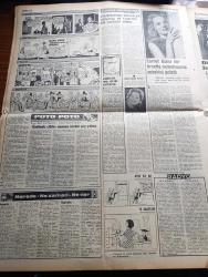 Cumhuriyet Gazetesi - 23 Şubat 1965 - Günün Notları Yazan Ecvet Güresin Köşe Yazısı - Suat Ürgüplü Görevi İsmet İnönü'den Devraldı Fotoğraf - İsmet İnönü Kabine Arkadaşlarına Ziyafet Verdi - Lise Mezunları Yedek Assubay Olacak - Salihli'de Deprem Durdu Sel Başladı - CHP Genel Sekreter Yardımcısı Suphi Baykam Hükümet AP Hükümeti Değil Diye Kaçmak Yok - Dünya Boks Şampiyonu Muhammed Ali Clay'ın Evine Kundak Sokuldu - Laf Değil Realite Yazan İlhan Selçuk Köşe Yazısı - Bozkırdaki Çekirdek Yazan Kemal Tahir Yazı Dizisi - Burhan Felek Köşe - Saygonda General Han Yenilgiyi Nihayet Kabul Etti - Ay'a İnsan Göndermek Tehlikeli Mi Olacak - Malkoçoğlu Konu Ve Resim Ayhan Başoğlu - Poto Poto Yazan Erich Von Strocheim Yazı Dizisi - Carroll Baker Her Fırsatta Soyunmasının Sebebini Anlattı - James Bond Çizgi Roman - Trabzon İdmanyurdu'nun Galibiyeti Trabzon'da Halkı Sokaklara Döktü - Puppo Sandro'ya Göre Futbol Yalnız Anadolu'da İlerliyor - 1962 Dünya Kupasını 1 Numaralı Kalecisi Çek Schroif