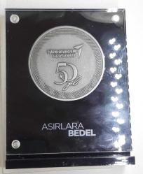 TUSAŞ TÜRK HAVACILIK UZAY SANAYİ 50 . YIL MADALYON KAİDESİNDE - ASIRLARA BEDEL