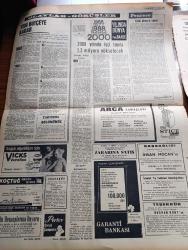 Cumhuriyet Gazetesi - 28 Şubat 1965 - Günün Notları Yazan Ecvet Güresin Köşe Yazısı - Yeni Tip Biralar Yarın Satışa Çıkıyor - Genelkurmay Başkanlığında Suat Hayri Ürgüplü İle Milli Savunması Bakanı Hasan Dinçer İştiraki İle Toplantı Yapıldı - Kıbrıs Birliği Mart'ta Gidiyor - Toprak Su İşleri 1 Milyarlık Yatırım Yapıyor - Hükümetle Radyonun Arası Açıldı -  Sağlık Ve Sosyal Yardım Bakanı Faruk Sükan Geldi - Çetin Altan'ın Kitabı Yazan İlhan Selçuk Köşe Yazısı - Malcolm X'in Cenazesi Dün Kaldırıldı - Zaza Traş Bıçağı - Bozkırdaki Çekirdek Yazan Kemal Tahir Yazı Dizisi - Haftanın Şakası Yazan Burhan Felek - Hüseyin Rahmi Gürpınar'ın Gulyabanisi Piyes Haline Getiriliyor - James Bond Çizgi Roman - Malkoçoğlu Konu Ve Resim Ayhan Başoğlu - Dört İngiliz Aktörü İstanbul'da Machbet'i Değişik Biçimde Temsil Edecekler - Beşiktaş Yine Puan Verdi - Galatasaray Başkentte Demirspor'a Takıldı - Beyrut'a Gidecek Kaynak Ekibi Belli Antrenör Mahmut Eroğlu Sakatlandı - Eusebio Avrupa Kupası Gol Kralı