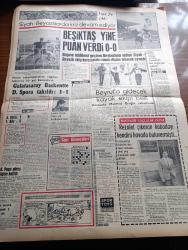 Cumhuriyet Gazetesi - 28 Şubat 1965 - Günün Notları Yazan Ecvet Güresin Köşe Yazısı - Yeni Tip Biralar Yarın Satışa Çıkıyor - Genelkurmay Başkanlığında Suat Hayri Ürgüplü İle Milli Savunması Bakanı Hasan Dinçer İştiraki İle Toplantı Yapıldı - Kıbrıs Birliği Mart'ta Gidiyor - Toprak Su İşleri 1 Milyarlık Yatırım Yapıyor - Hükümetle Radyonun Arası Açıldı -  Sağlık Ve Sosyal Yardım Bakanı Faruk Sükan Geldi - Çetin Altan'ın Kitabı Yazan İlhan Selçuk Köşe Yazısı - Malcolm X'in Cenazesi Dün Kaldırıldı - Zaza Traş Bıçağı - Bozkırdaki Çekirdek Yazan Kemal Tahir Yazı Dizisi - Haftanın Şakası Yazan Burhan Felek - Hüseyin Rahmi Gürpınar'ın Gulyabanisi Piyes Haline Getiriliyor - James Bond Çizgi Roman - Malkoçoğlu Konu Ve Resim Ayhan Başoğlu - Dört İngiliz Aktörü İstanbul'da Machbet'i Değişik Biçimde Temsil Edecekler - Beşiktaş Yine Puan Verdi - Galatasaray Başkentte Demirspor'a Takıldı - Beyrut'a Gidecek Kaynak Ekibi Belli Antrenör Mahmut Eroğlu Sakatlandı - Eusebio Avrupa Kupası Gol Kralı
