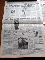 Cumhuriyet Gazetesi - 7 Temmuz 1993 - Erzincan'da Kanlı Baskın 28 Ölü - PKK Kemaliyenin Başbağlar Köyünü Bastı - Aziz Nesin'in  Tahrif Edilerek Gerekçe Yapılan Sivas Konuşmasının Tam Metni - Sivas Ayaklanması İçin Araştırma - Azeri Petrolü Türkiye'den Geçecek - Sivas Madımak Katliamını Protestoya Dayak Ve Gözaltı - Şeriatçı Alevi'yi Neden Yakar Yazan İyi İlhan Selçuk Köşe - Ozan Asım Bezirciye - Başbakan Tansu Çiller Liderliğinde Yeni Hükümet Anıtkabir'de - Kara Ses Cemalettin Kaplan'a Göre Suçlu Kemalist Devlet - Şeriatçılar Hala Aziz Nesin'in Kelimesinin Peşinde - Uzanlar Ve Ayan'a Büyük Gözaltı - Kuzey Irak Kürtleri Aç - Rauf Denktaş Eroğlu Hükümeti Federasyonda İnanmıyor Dedi - Uğur Mumcu'nun Son Araştırması Kürt Dosyası - Trafik Kazası Geçiren Galatasaraylı Muammed Futbolu Bırakıyor Mu - Fenerbahçe Bankası 94'te Hizmetinizde - Çatalca At Yarışı Merkezi Olacak - Erman Toroğlu Kokart Takamayacak - Boşnakların Dramı Bosna Cehennemi Yazan Ergin Hacıosmanoviç Yazı Dizisi