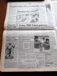 Cumhuriyet Gazetesi - 10 Temmuz 1993 - Şair Metin Altıok'da Öldü - İrticanın Eğitim Kampları - Şeytan Ayetleri Yazarı Salman Rüşdü'den Cumhuriyet'e Özel Demeç Suçlu Aziz Nesin Değil Yobazlar - İmam Erdal İnönü'yü Münafıklıkla Suçladı - Rıfat Ilgaz Son Yolculuğuna Uğurlanıyor - Eurovision Artık Hayal Oldu - Tansu Çiller Türk İş'i Yumuşattı - Kağıthane İşçisi SHP'yi İşgal Etti - Mesut Yılmaz Anayol'un Şansı Yok dedi - Madımak Oteli Utanç Müzesi Oluyor - Sivas Katliamında Kimin İhmali Var - İstanbul Barosu Başkanı Turgut Kazan - Sivas Katliamı Protestolarına Valilikten Yasak - Aziz Nesin'in İfadesini Alındı - Tansu Çiller Özelleştirme Öncelikli İşimiz- Batılılar Kuzey Irak'ı Terk Ediyor - Kızıl Ordu Fraksiyonu RAF Almanya'da Savaşa Devam Dedi - Ölü Ozanlar Kenti Yazan Çetin Yiğenoğlu Yazı Dizisi - Fatih Terim Milli Takım Patronu - Atlet Carl Lewis'in Madalya Yemini - Soner Sakatladığı Okan Buruk İle El Ele - Boşnakların Dramı Bosna Cehennemi Yazan Ergin Hacıosmanoviç Yazı Dizisi