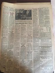 YENİ SABAH GAZETESİ 22 OCAK 1963 YIL :25 SAYI :8573--Mahalli Seçimlere Dair AP Önergeleri Dün Reddedildi ---Gecekondular 297 Bine Çıktı ---Gülek i AP liler Protesto Etti --Trakya da sühunet sıfırın altında 12 ye kadar düştü ---Yeni  otomobil plakaları şoförleri şaşırtıyor --Bir sanık için 125 yıl ceza istendi --Bir Mebusun Şikayeti :Siyavuşgil --Müdüriyetten kaçmağa kalkan hırsız  alt katta  yakalandı --Zeytinyağı nın yerini soya yağı alıyor --Richart Burton ,Liz le gezerken dayak yedi ---Kruşçef nükleer denemelerin kontrolü teklifini  kabul etti --Yakında piyasaya  verilecek yeni yağın kilosu  5 kilosu 5 lira olacak ---Haldun Taner kendi çıkmazında ---Milan dün iddialı geldi ---Galatasaray ın nihai kadrosu belli oldu --İki Milli Lig Maçı Yine Tehir Edildi --Toto 11 üzerinden değerlendirilecek ---Milan Venezia Maçının İptali Muhtemel ---Mebusların çocuk zammını  teklif edildi ---Kocası ile yatan kadın öldürüldü --