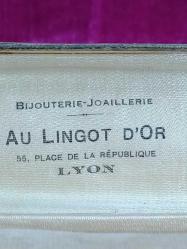 BIJOUTERIE - JOAILLERIE AU LINGOT D'OR 55 PLACE DE LA REPUBLIQUE LYON , ANTİKA MÜCEVHER KUTUSU