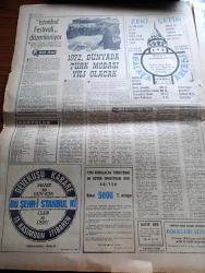 Milliyet Gazetesi - 11 Kasım 1970 - Eski Askerler Aslan Olmazlar Yazan Abdi İpekçi Köşe Yazısı - De Gaulle Öldü - Başbakan Süleyman Demirel Bugün De Gaulle İçin Hazırlanacak Tören İçin Paris'e Gidecek - Atatürk'ü Andık - İsmet İnönü Ankara TV'sindeki Konuşmasında Atatürk Devrimlerinin Laik Cumhuriyet İlkeleri Hücuma Uğrayacaktır Dedi - Sovyet Sınırını Geçtikleri İddiasıyla Gümrü'ye İndirilen Askeri Uçakta Bulunan Albay Cevat Denli 2 Amerikalı General Ve U 8 İade Edildi - Ah Atatürk Sağ Olsaydı Yazan Sadi Koçaş - Kadro Hareketi Yazan Şevket Süreyya Aydemir Yazı Dizisi - Evli Bir Kadının Günlüğünden Yazan Peride Celal Yazı Dizisi - Karaoğlan Yazan Ve Çizen Suat Yalaz - Murat Davman'ın Son Macerası İki Kere İki On İki Eder Yazan Ümit Deniz Yazı Dizisi - Hoş Nemo Çizen Allah Capp - Atatürk'ün İdeolojisi Yazan Yakup Kadri Karaosmanoğlu - Muhammed Ali Clay'in Yumrukları İle Sendeleyen Quarry - Avusturya Basınının Görüşü Cemal Kamacı İyi Rakiple Karşılaştırılmadı - Eczacıbaşı Voleybol