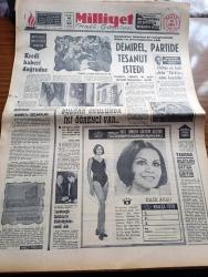 Milliyet Gazetesi - 11 Ekim 1970 - Mete Akyol İşin İçyüzünü Anlattı Kredi Haberleri Doğrudur - Süleyman Demirel Partide Tesanüt İstedi - Süleyman Demirel'in Suçlamaları Yazan Abdi İpekçi Köşe Yazısı - Muhittin Sandıkçıoğlu Galatasaray Lisesi Müdürlüğünden Emekli Oldu - Milliyet 1970 Türkiye Güzelini Seçiyor Adaylar Dilek Aksu - ABD'de En Hızlı Şilebe Türkiye Adını Koydular - Şili Sağdan Sola Yazan Talat Halman - Dominolar Devrilirken Yazan İsmail Cem - Bilimsel Yarışma Sonuçlandı Bilim Ödülünü Profesör Orhan Ulutin  Aldı - Migros'ta Grev Başladı - Taş Arabası Yazan Altan Erbulak - Karaoğlan Yazan Ve Çizen Suat Yalaz - Tehlikeli Çocuk Çeviren Nihal Akkaya Yazı Dizisi - Şeytanistan Yazan Ali Yüce Yazı Dizisi - Nasır'sız Kalan Arap Alemi Yazan Metin Toker Yazı Dizisi - Ayak Bacak Fabrikası Azak Tiyatrosunda - Rosenbergler Ölmemeli Oyunu Yöneten Genco Erkal Konuk Oyuncu Ayla Algan - Milli Takıma Antrenör Aranıyor - 1948 Olimpiyatları Grekoromen Ağır Siklet Şampiyonu Mersinli Ahmet