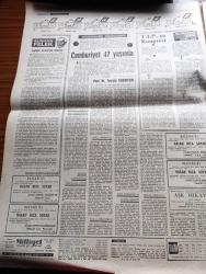 Milliyet Gazetesi - 29 Ekim 1970 - Cumhuriyetin 47. Yılı Törenlerle Kutlanıyor - Turhan Feyzioğlu Halk Sol'dan Adalet Partisinden De Bıktı Dedi - Sağlık Bakanı Vedat Ali Özkan Kolera'nın Hızı Yüzde 1'e Düştü - Bize Albayla Konuşma İzni Vermediler Rus Elçiliği İki Genci Görmek İstedi - Kraliçe Neden Kumral Veya Esmer Olsun - TİP ve Kongresi Yazanlar İsmail Cem - Evli Bir Kadının Günlüğünden Yazan Peride Celal Yazı Dizisi - Hoş Memo Karikatür Çizen Al Capp - Johnny Hazard Çizen Frank Robbins - Sahne Aşkları Leonard Starr - Maruf Bey Çizen Martin - Karaoğlan Yazan Ve Çizen Suat Yalaz - Şeytanistan Yazan Ali Yüce Yazı Dizisi - İtiraf Yazan Arthur London Yazı Dizisi - Muhammed Ali Clay Bonevana İle Karşılaşacak - Eskişehirspor Galip - Beşiktaşlı Necmi Ve Kaya'nın Jübilesi Bugün - İşte Beşiktaş'ın Değerli Futbolcusu Kaya Köstepen - Mithatpaşa Stadı