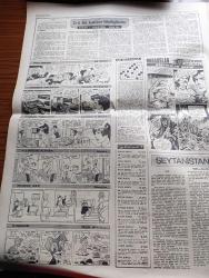 Milliyet Gazetesi - 29 Ekim 1970 - Cumhuriyetin 47. Yılı Törenlerle Kutlanıyor - Turhan Feyzioğlu Halk Sol'dan Adalet Partisinden De Bıktı Dedi - Sağlık Bakanı Vedat Ali Özkan Kolera'nın Hızı Yüzde 1'e Düştü - Bize Albayla Konuşma İzni Vermediler Rus Elçiliği İki Genci Görmek İstedi - Kraliçe Neden Kumral Veya Esmer Olsun - TİP ve Kongresi Yazanlar İsmail Cem - Evli Bir Kadının Günlüğünden Yazan Peride Celal Yazı Dizisi - Hoş Memo Karikatür Çizen Al Capp - Johnny Hazard Çizen Frank Robbins - Sahne Aşkları Leonard Starr - Maruf Bey Çizen Martin - Karaoğlan Yazan Ve Çizen Suat Yalaz - Şeytanistan Yazan Ali Yüce Yazı Dizisi - İtiraf Yazan Arthur London Yazı Dizisi - Muhammed Ali Clay Bonevana İle Karşılaşacak - Eskişehirspor Galip - Beşiktaşlı Necmi Ve Kaya'nın Jübilesi Bugün - İşte Beşiktaş'ın Değerli Futbolcusu Kaya Köstepen - Mithatpaşa Stadı