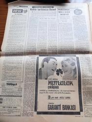 Milliyet Gazetesi - 28 Aralık 1970 -  Başbakan Süleyman Demirel Dün Rektörle Görüştü - İsmet İnönü Hatalar İktidardan Çekilmekle Ödenecektir - Eski Amerikan Elçisi Komer Açıklama Gönderdi - Türkiye Liselerarası Halk Oyunları Ve Müzik Yarışması - Burhan Felek Köşe Yazısı - Halka Dönük Namı Diğer Marksist Yazan Metin Toker - Çingene Gecesi - Evli Bir Kadının Günlüğünden Yazan Peride Celal Yazı Dizisi - Hoş Memo Karikatür Çizen Al Capp - Johnny Hazard Çizen Frank Robbins - Sahne Aşkları Çizen Leonard Starr - Allahlık Ali Bey Çizen Swan - Boncuk Karikatür Walt Disney - Murat Davman'ın Son Macerası İki Kere İki On İki Eder Yazan Ümit Deniz - Kruşçev'in Anıları - Bossa Alpaka - Fenerbahçe Hakem Engelini Aşamadı - Herkes Galatasaray İçin Çalıştı - Ankaragücü Antrenörü Sabri Kiraz - Ankaragücü Fenerbahçe'nin Şöhretinden Yılmadı Can Bartu - Coşkun Özarı
