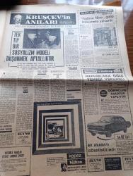 Milliyet Gazetesi - 28 Aralık 1970 -  Başbakan Süleyman Demirel Dün Rektörle Görüştü - İsmet İnönü Hatalar İktidardan Çekilmekle Ödenecektir - Eski Amerikan Elçisi Komer Açıklama Gönderdi - Türkiye Liselerarası Halk Oyunları Ve Müzik Yarışması - Burhan Felek Köşe Yazısı - Halka Dönük Namı Diğer Marksist Yazan Metin Toker - Çingene Gecesi - Evli Bir Kadının Günlüğünden Yazan Peride Celal Yazı Dizisi - Hoş Memo Karikatür Çizen Al Capp - Johnny Hazard Çizen Frank Robbins - Sahne Aşkları Çizen Leonard Starr - Allahlık Ali Bey Çizen Swan - Boncuk Karikatür Walt Disney - Murat Davman'ın Son Macerası İki Kere İki On İki Eder Yazan Ümit Deniz - Kruşçev'in Anıları - Bossa Alpaka - Fenerbahçe Hakem Engelini Aşamadı - Herkes Galatasaray İçin Çalıştı - Ankaragücü Antrenörü Sabri Kiraz - Ankaragücü Fenerbahçe'nin Şöhretinden Yılmadı Can Bartu - Coşkun Özarı