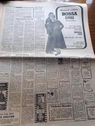 Milliyet Gazetesi - 28 Aralık 1970 -  Başbakan Süleyman Demirel Dün Rektörle Görüştü - İsmet İnönü Hatalar İktidardan Çekilmekle Ödenecektir - Eski Amerikan Elçisi Komer Açıklama Gönderdi - Türkiye Liselerarası Halk Oyunları Ve Müzik Yarışması - Burhan Felek Köşe Yazısı - Halka Dönük Namı Diğer Marksist Yazan Metin Toker - Çingene Gecesi - Evli Bir Kadının Günlüğünden Yazan Peride Celal Yazı Dizisi - Hoş Memo Karikatür Çizen Al Capp - Johnny Hazard Çizen Frank Robbins - Sahne Aşkları Çizen Leonard Starr - Allahlık Ali Bey Çizen Swan - Boncuk Karikatür Walt Disney - Murat Davman'ın Son Macerası İki Kere İki On İki Eder Yazan Ümit Deniz - Kruşçev'in Anıları - Bossa Alpaka - Fenerbahçe Hakem Engelini Aşamadı - Herkes Galatasaray İçin Çalıştı - Ankaragücü Antrenörü Sabri Kiraz - Ankaragücü Fenerbahçe'nin Şöhretinden Yılmadı Can Bartu - Coşkun Özarı