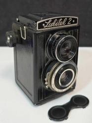 Lubitel 2 Marka Fotoğraf Makinesi, Kozmetik Olarak İyi Durumda *Denenmedi*