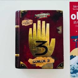 Mini Boy ! Disney Esrarengiz Kasaba - Günlük 3 (Ciltli)
