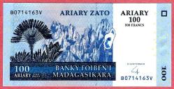 MADAGASCAR 100 ARİARY 500 FRANCS 2004 UNC (MZT 12 922) ÇİL