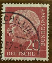 Almanya Pulu - Germany Stamp -  Mektup Zarfından Kesilmiş  / Postadan Geçmiş Pul Filateli - 1957 Damgalı - ALMAN PULU, 20 PARA - YABANCI PULLAR-NOSTALJİK DOĞUM GÜNÜ HEDİYESİ